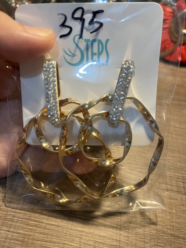 #395 earring